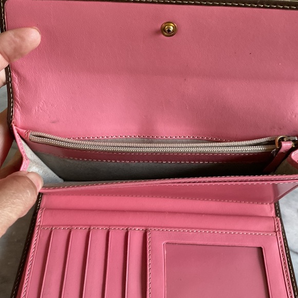 Kate Spade wallet - Picture 5 of 6